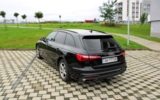 vehicle image #9