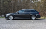 vehicle image #9