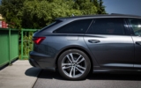 vehicle image #9