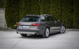 vehicle image #8