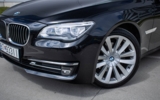 vehicle image #3