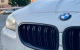vehicle image #3