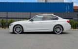 vehicle image #9