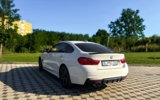 vehicle image #9