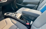 vehicle image #32