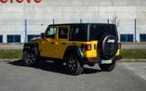 vehicle image #10