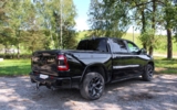 vehicle image #8