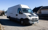 vehicle image #4