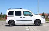 vehicle image #5