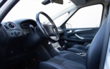 vehicle image #8