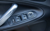 vehicle image #9