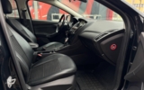 vehicle image #13