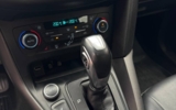 vehicle image #10
