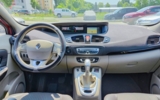 vehicle image #11