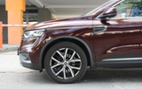 vehicle image #4