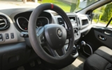 vehicle image #9