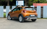 vehicle image #6