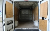 vehicle image #18