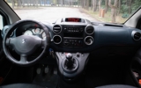 vehicle image #18