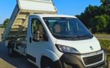 vehicle image #4