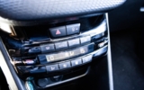vehicle image #9