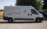 vehicle image #5