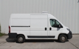 vehicle image #9