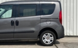 vehicle image #10