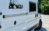 vehicle image #8