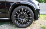 vehicle image #10