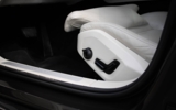 vehicle image #30
