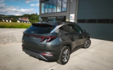 vehicle image #7