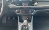 vehicle image #9