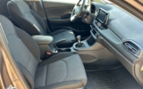 vehicle image #16