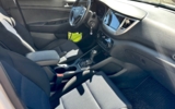 vehicle image #9