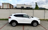 vehicle image #4