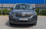 vehicle image #3