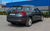 vehicle image #6