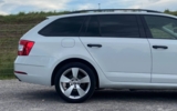 vehicle image #12