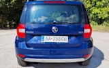 vehicle image #9