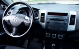 vehicle image #13