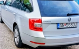 vehicle image #7