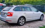 vehicle image #8