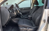 vehicle image #12