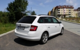 vehicle image #9
