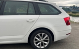 vehicle image #5
