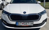 vehicle image #3