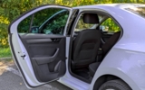 vehicle image #25