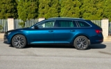 vehicle image #9
