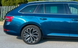 vehicle image #4